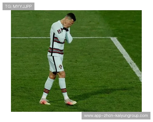 C罗低平球远射直奔死角